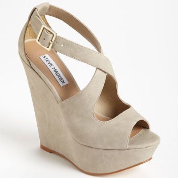 Steve Madden Xternal Wedge Beige - Picture 1 of 1